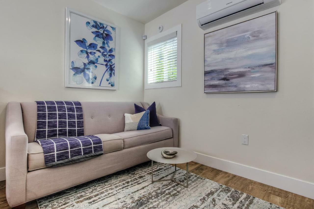 Long Beach Studio Suites Δωμάτιο φωτογραφία